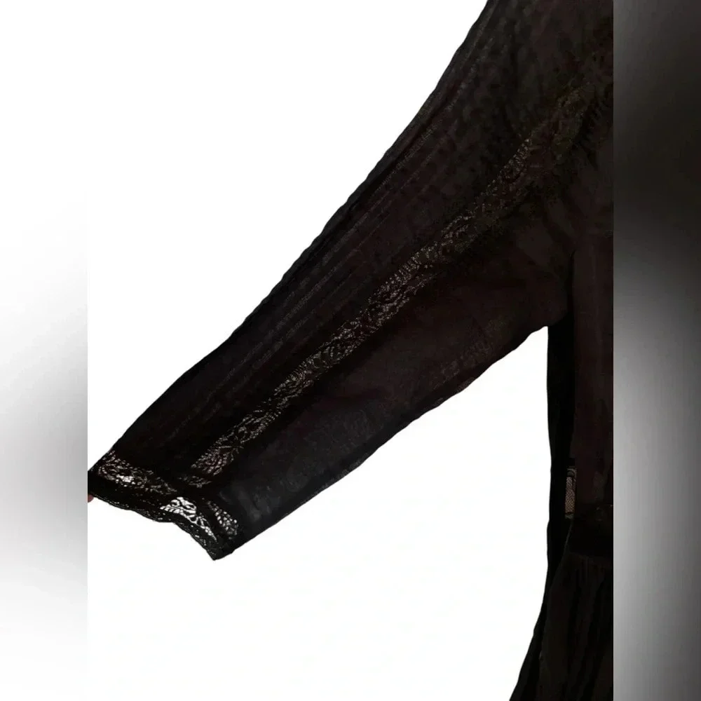 Free People Black Sheer Lace Long Sleeve Mini Dress - Beautiful! Size 0
